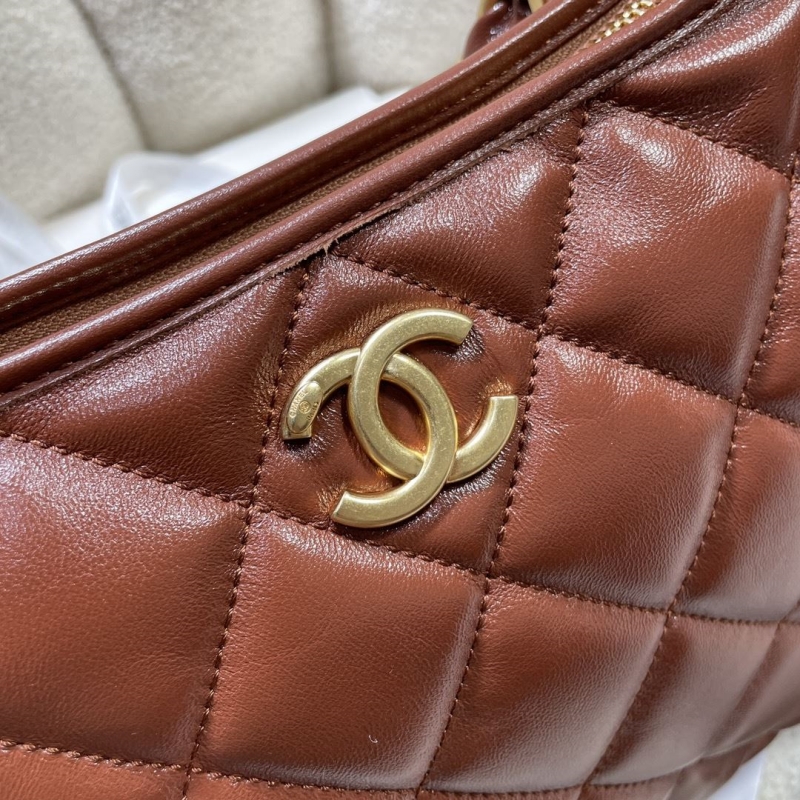 Ch**el hobo bags